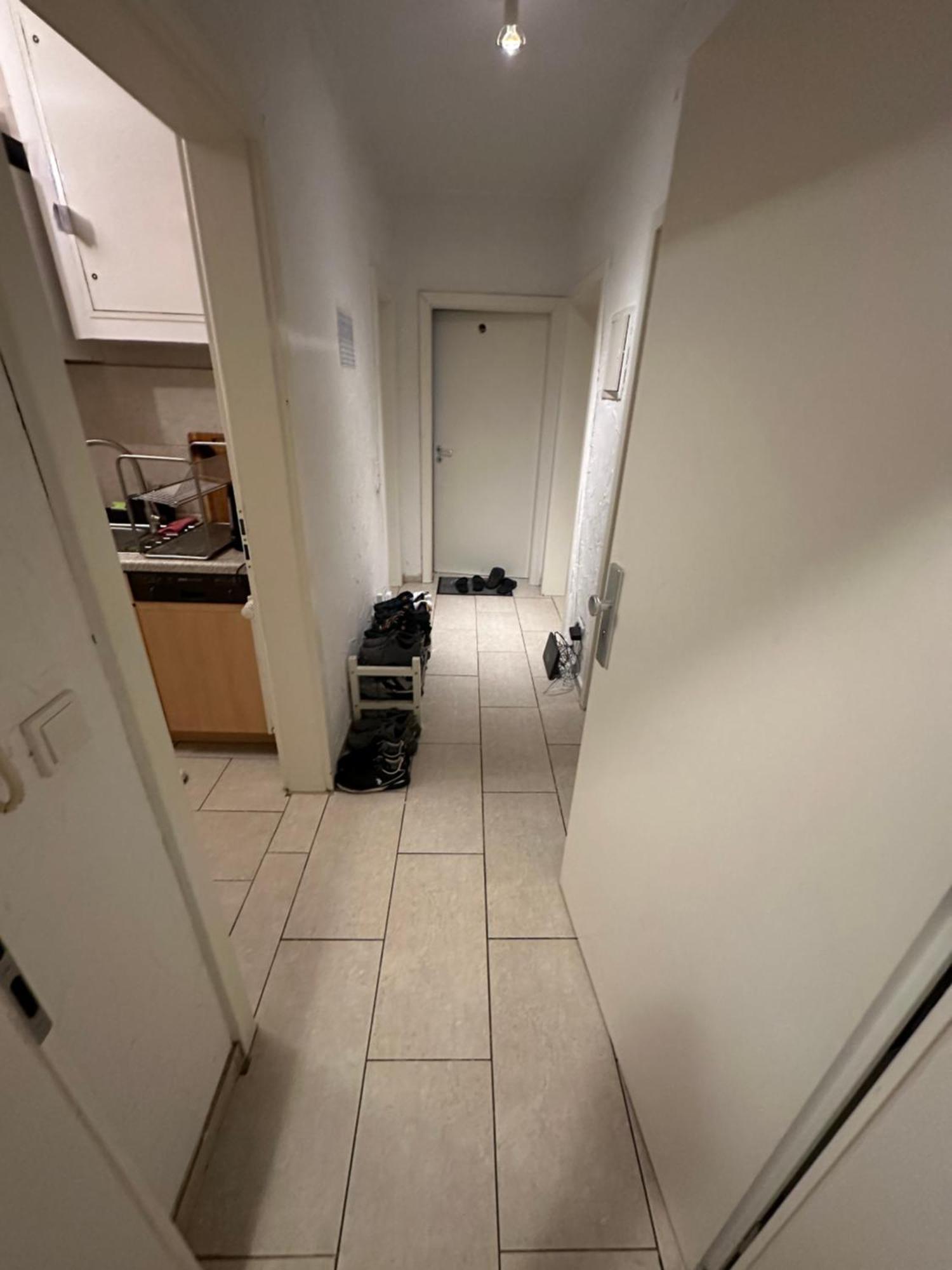 Schoenes Zimmer In Bahnhofsnaehe In Einer Wohnung Mit Grosser Terrasse Giessen Exterior foto